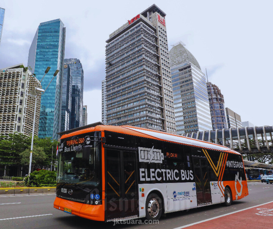 Bus Listrik di Jakarta Solusi Cerdas Transportasi Masa Depan