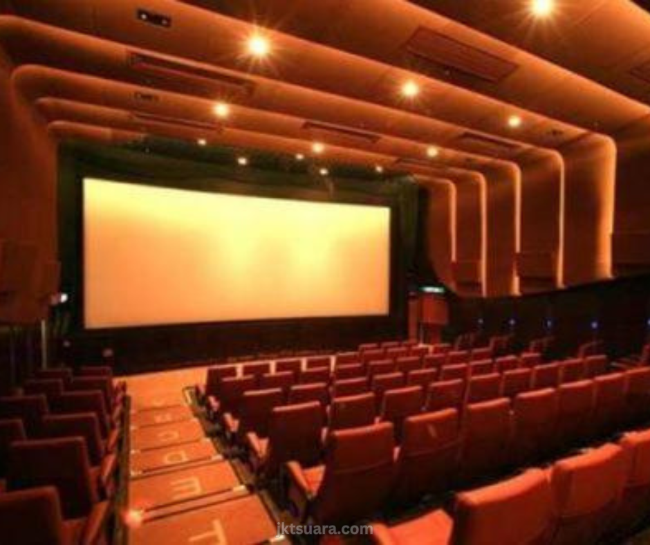 Rekomendasi Tempat Nonton Film di Jakarta Malam Hari