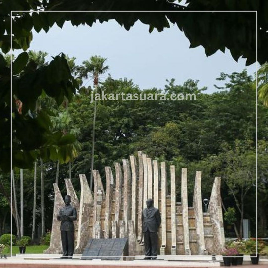 Sejarah Tugu Proklamasi